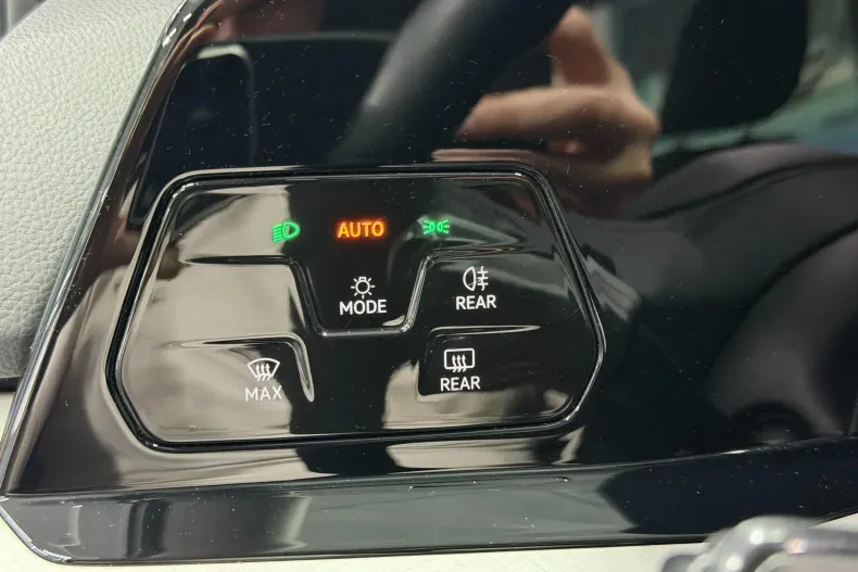 Volkswagen Golf din 2021 cu 159.229 km - oferta VOL197086 - foto 15