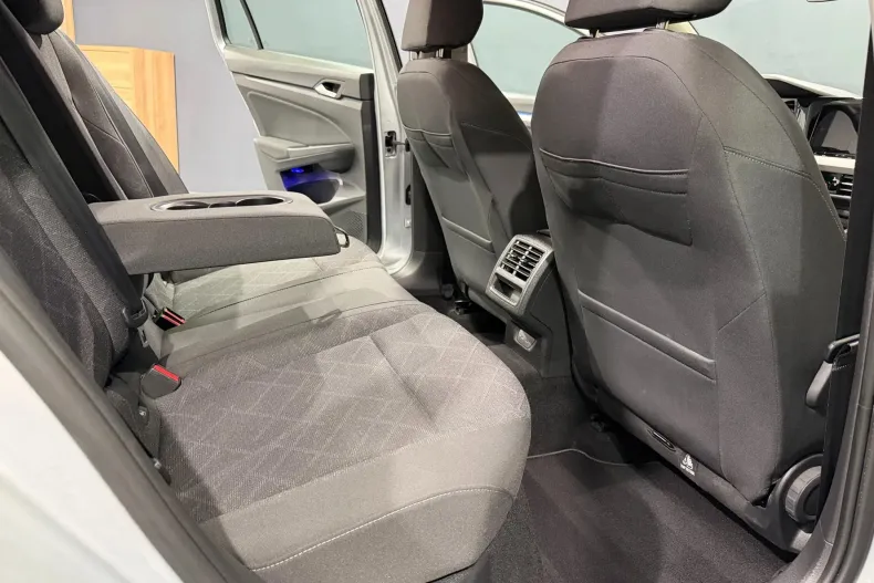 Volkswagen Golf din 2021 cu 159.229 km - oferta VOL197086 - foto 17