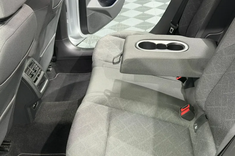 Volkswagen Golf din 2021 cu 159.229 km - oferta VOL197086 - foto 19