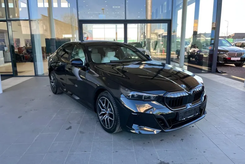 BMW 530e (Seria 5) din 2026 cu 7 km - oferta BMW197089 - foto 1