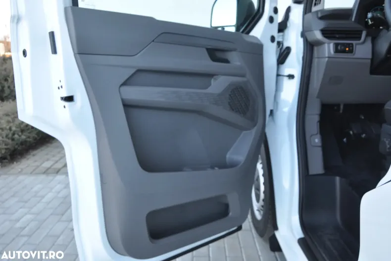 Volkswagen Transporter din 2025 cu 24 km - oferta VOL197091 - foto 9