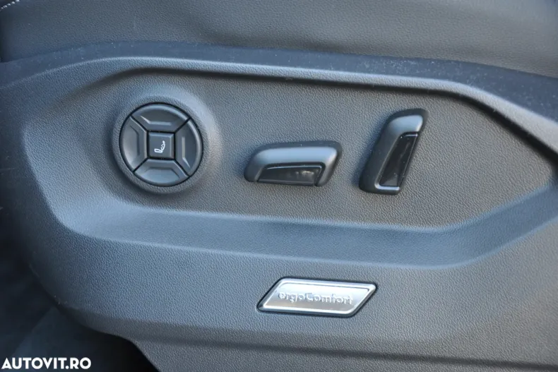 Volkswagen Touareg din 2026 cu 1.600 km - oferta VOL197093 - foto 16