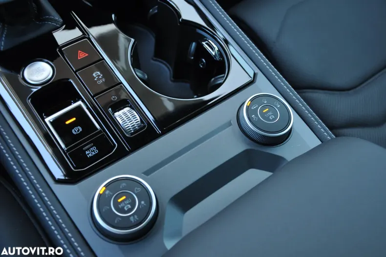 Volkswagen Touareg din 2026 cu 1.600 km - oferta VOL197093 - foto 28