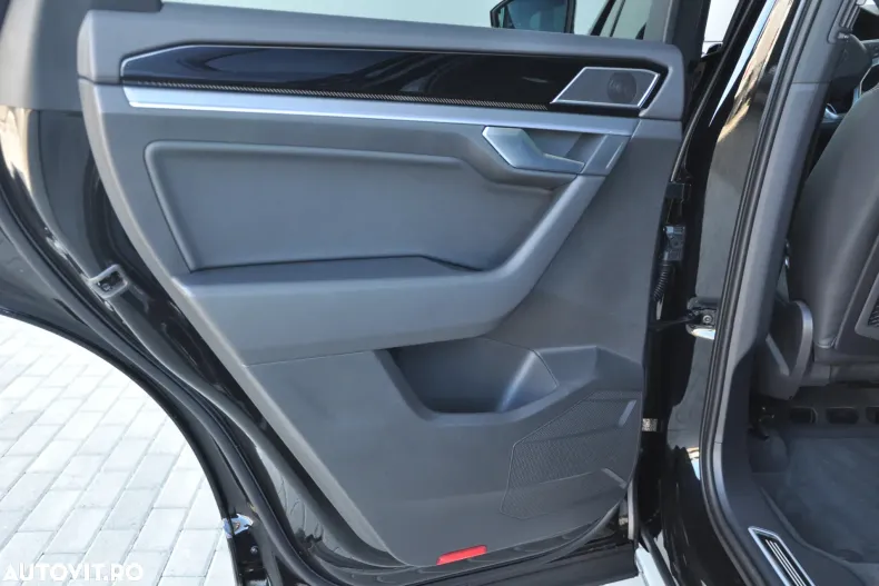 Volkswagen Touareg din 2026 cu 1.600 km - oferta VOL197093 - foto 29