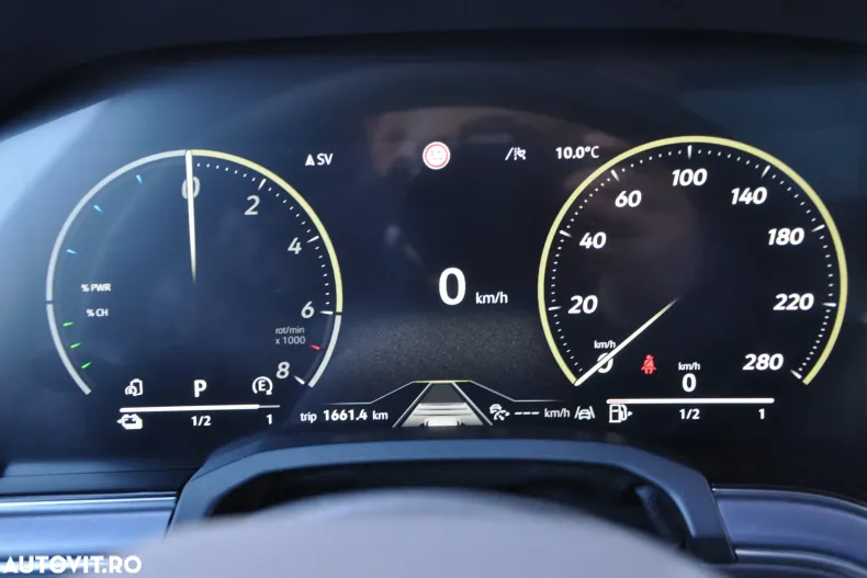 Volkswagen Touareg din 2025 cu 1.660 km - oferta VOL197094 - foto 19