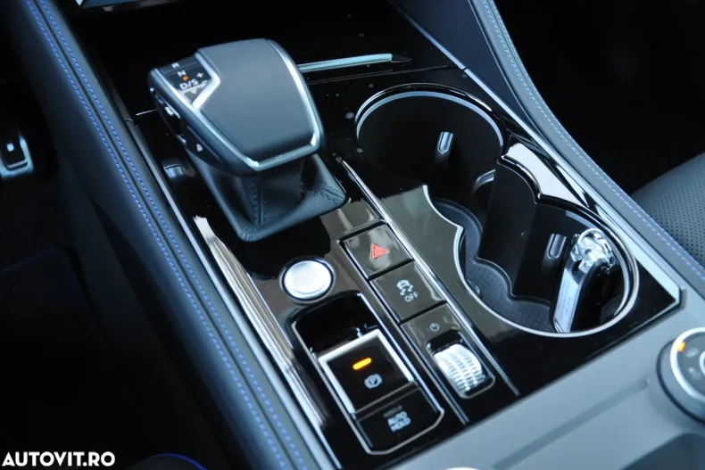 Volkswagen Touareg din 2025 cu 1.660 km - oferta VOL197094 - foto 28