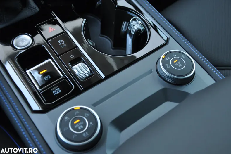 Volkswagen Touareg din 2025 cu 1.660 km - oferta VOL197094 - foto 29