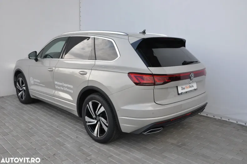 Volkswagen Touareg din 2025 cu 1.455 km - oferta VOL197095 - foto 3