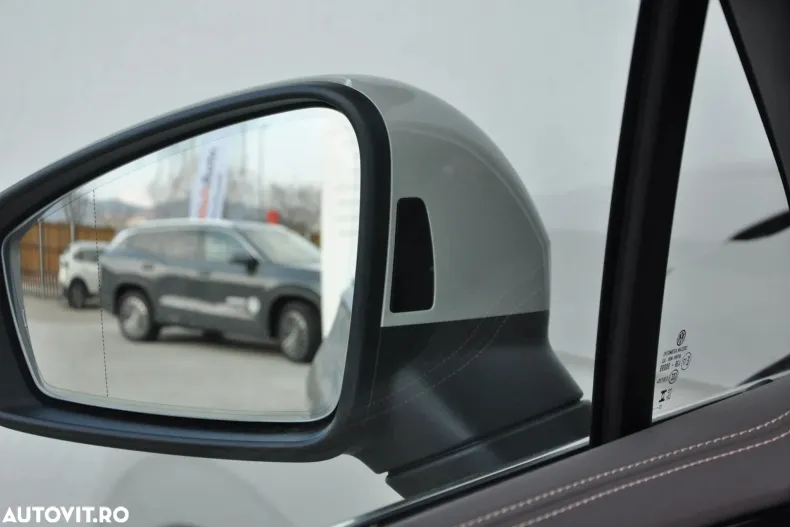 Volkswagen Touareg din 2025 cu 1.455 km - oferta VOL197095 - foto 14