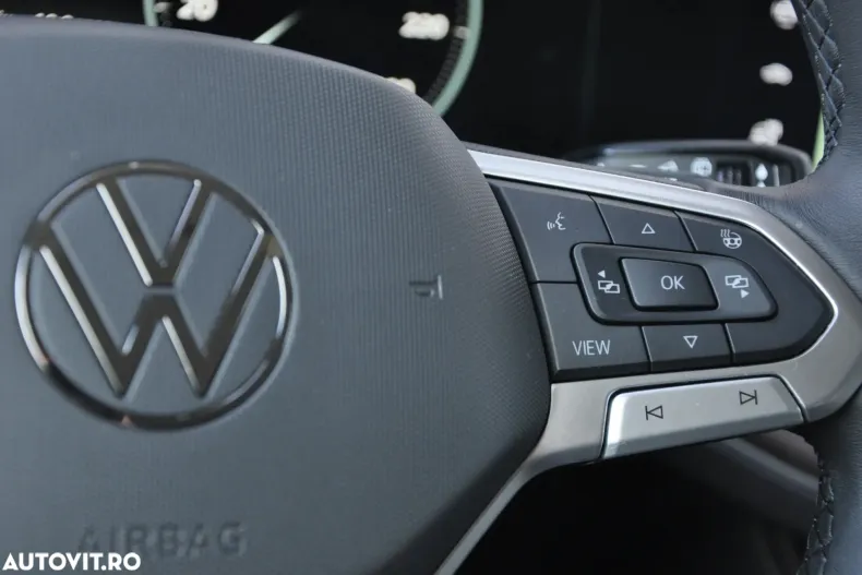 Volkswagen Touareg din 2025 cu 1.455 km - oferta VOL197095 - foto 21
