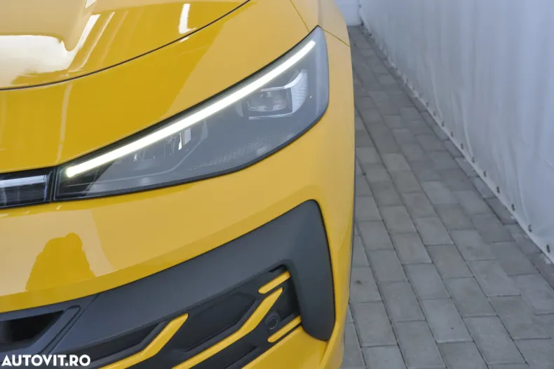 Volkswagen T-Roc din 2025 cu 4.400 km - oferta VOL197097 - foto 9