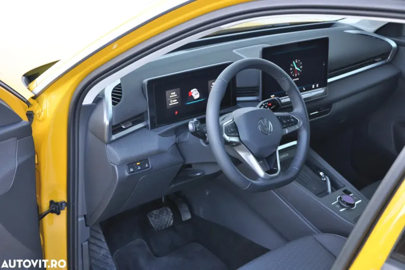 Volkswagen T-Roc din 2025 cu 4.400 km - oferta VOL197097 - foto 14