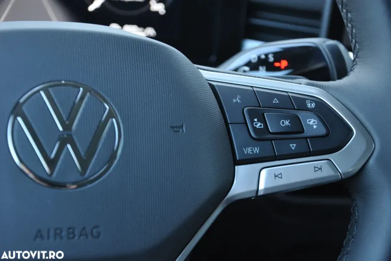 Volkswagen T-Roc din 2025 cu 4.400 km - oferta VOL197097 - foto 20