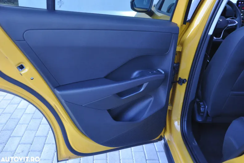 Volkswagen T-Roc din 2025 cu 4.400 km - oferta VOL197097 - foto 29