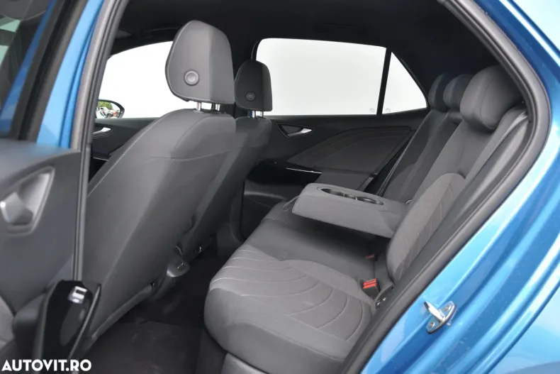 Volkswagen ID.3 din 2025 cu 7.540 km - oferta VOL197099 - foto 28