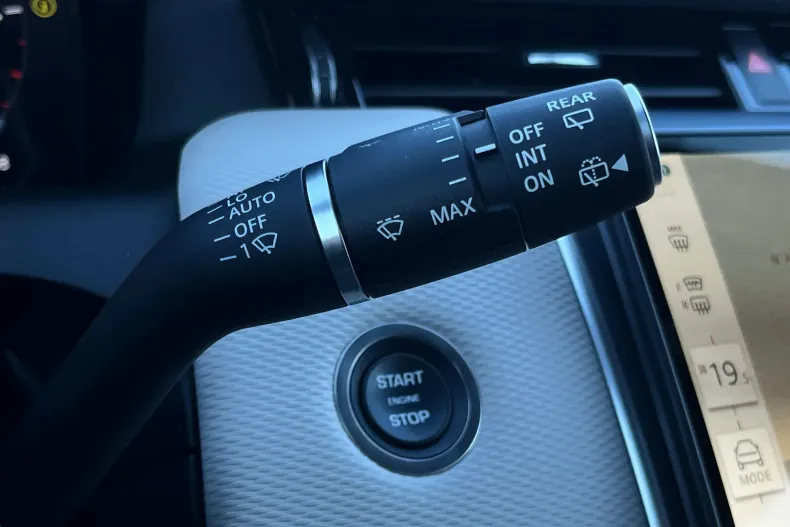 Land Rover Discovery Sport din 2024 cu 29.125 km - oferta LAN197100 - foto 20