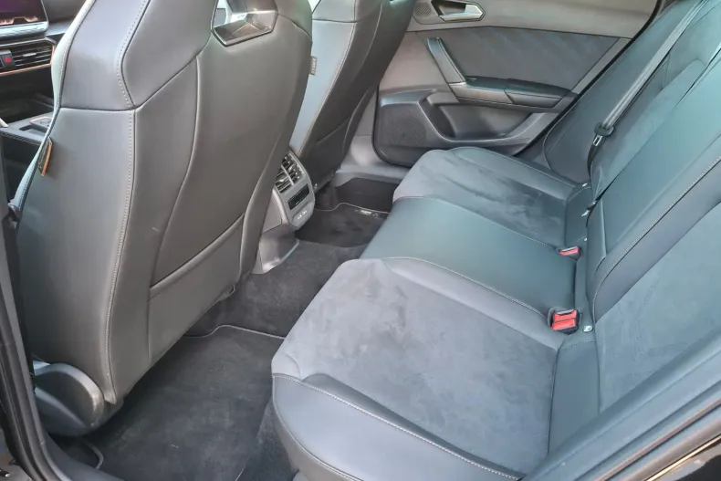 Cupra Formentor din 2025 cu 15.180 km - oferta CUP197102 - foto 14