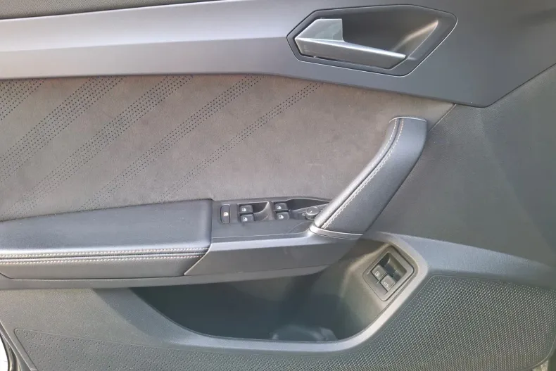 Cupra Formentor din 2025 cu 15.180 km - oferta CUP197102 - foto 29