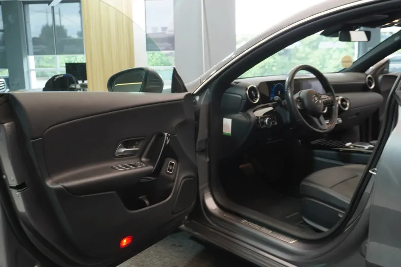 Mercedes-Benz CLA 180 (Clasa CLA) din 2020 cu 108.100 km - oferta MER197104 - foto 21