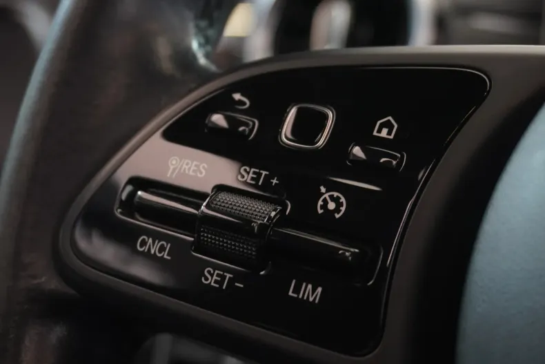 Mercedes-Benz CLA 180 (Clasa CLA) din 2020 cu 108.100 km - oferta MER197104 - foto 24