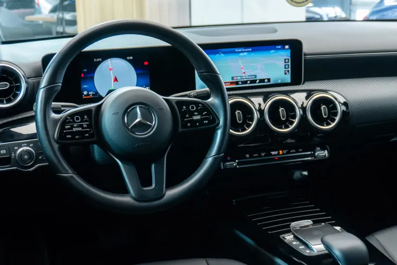 Mercedes-Benz CLA 180 (Clasa CLA) din 2020 cu 98.400 km - oferta MER197105 - foto 38