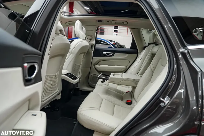 Volvo XC60 din 2020 cu 149.000 km - oferta VOL197108 - foto 6