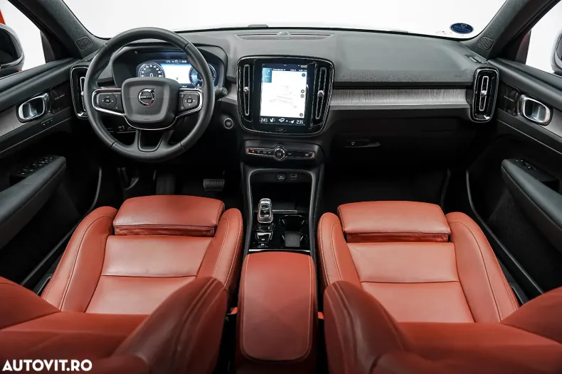 Volvo XC40 din 2020 cu 110.000 km - oferta VOL197110 - foto 2