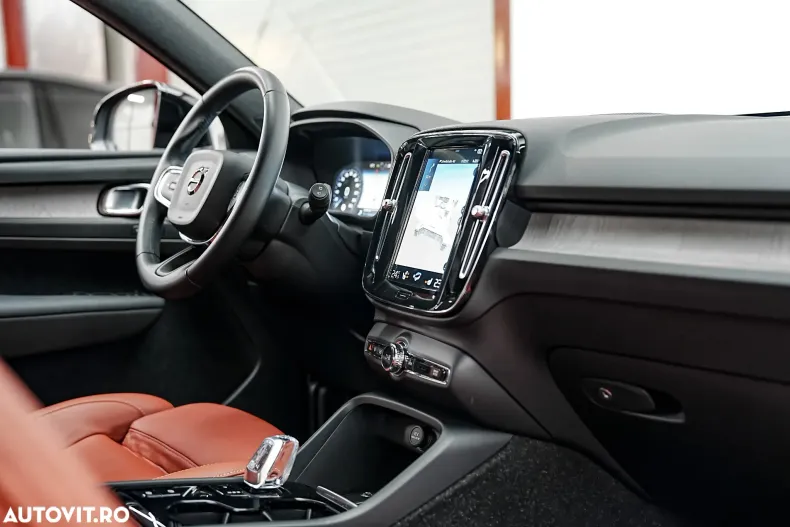 Volvo XC40 din 2020 cu 110.000 km - oferta VOL197110 - foto 24