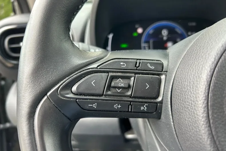 Toyota Yaris Cross din 2025 cu 32.344 km - oferta TOY197113 - foto 14