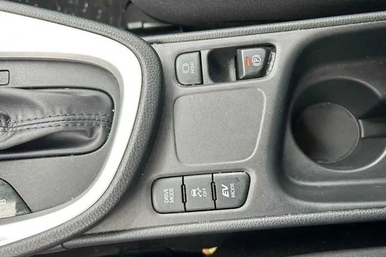 Toyota Yaris Cross din 2025 cu 35.800 km - oferta TOY197114 - foto 19