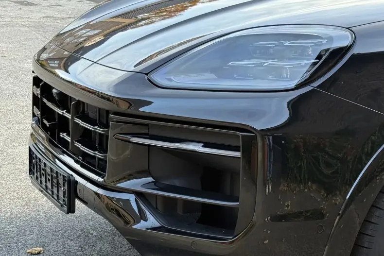 Porsche Cayenne Coupe din 2025 cu 11.800 km - oferta POR197119 - foto 3