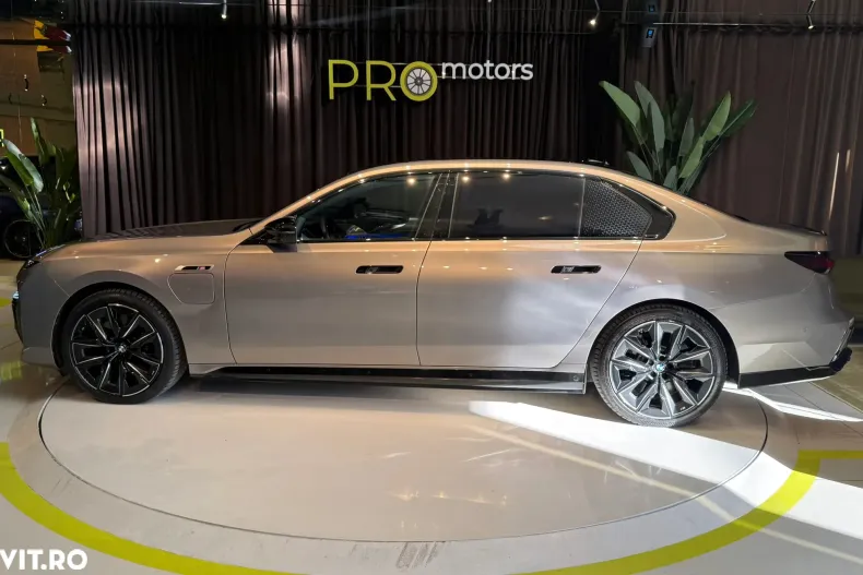 BMW M7 (Seria 7) din 2023 cu 77.900 km - oferta BMW197122 - foto 8