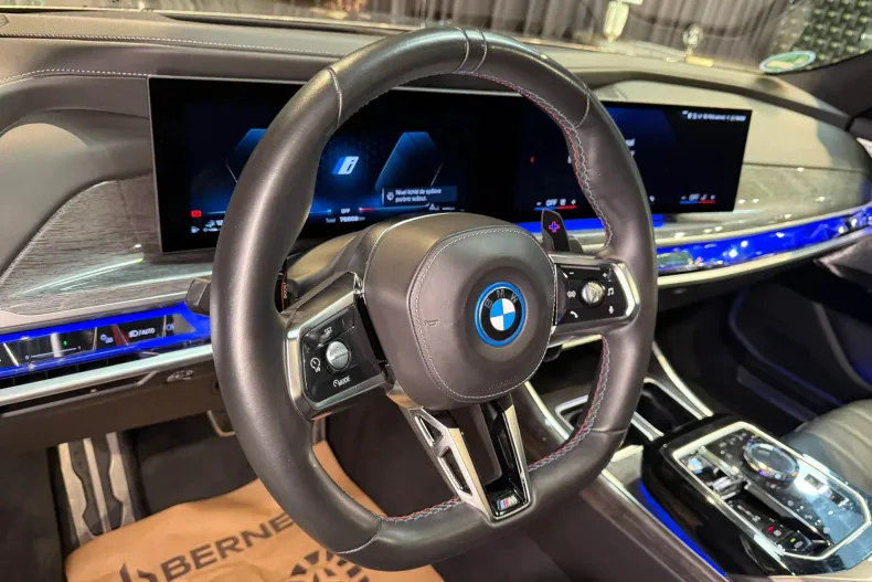 BMW M7 (Seria 7) din 2023 cu 77.900 km - oferta BMW197122 - foto 14