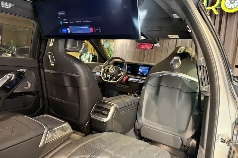 BMW M7 (Seria 7) din 2023 cu 77.900 km - oferta BMW197122 - foto 26