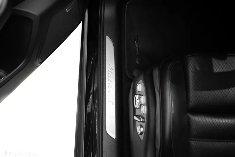 Porsche Macan din 2022 cu 46.500 km - oferta POR197124 - foto 11