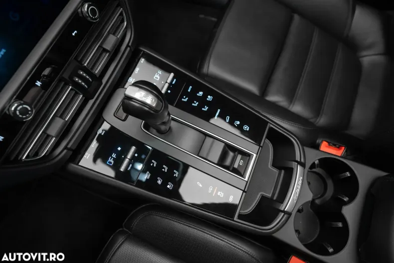 Porsche Macan din 2022 cu 46.500 km - oferta POR197124 - foto 26