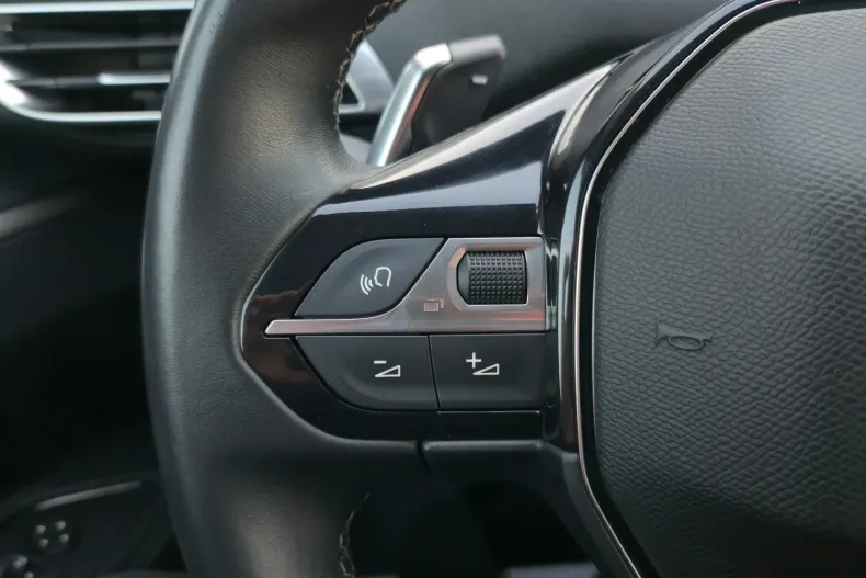 Peugeot 3008 din 2022 cu 88.100 km - oferta PEU197127 - foto 26