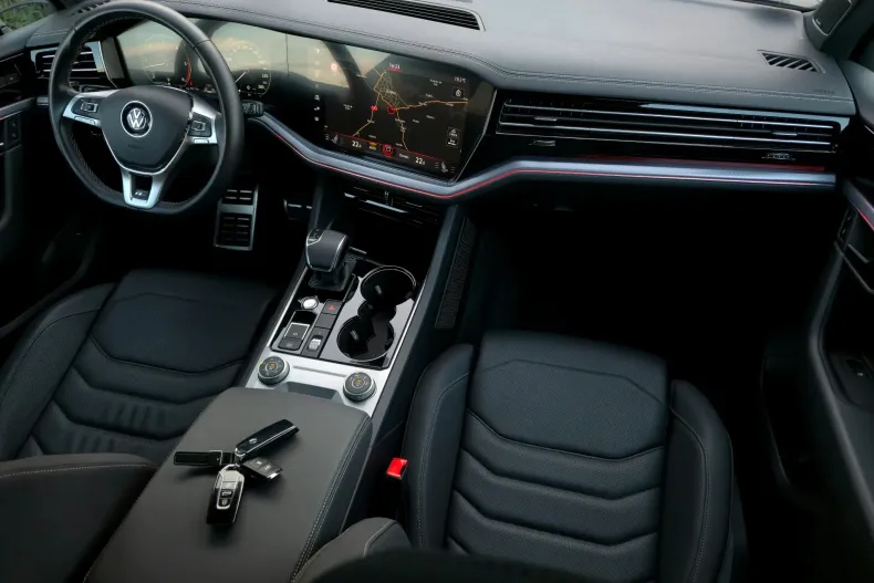 Volkswagen Touareg din 2020 cu 156.500 km - oferta VOL197128 - foto 6