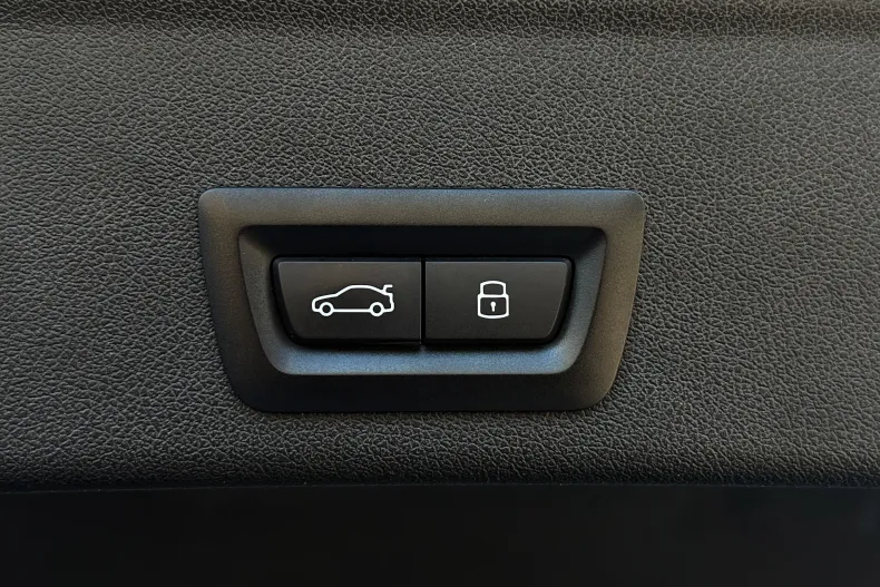 BMW X6 (Seria X) din 2023 cu 107.445 km - oferta BMW197130 - foto 25