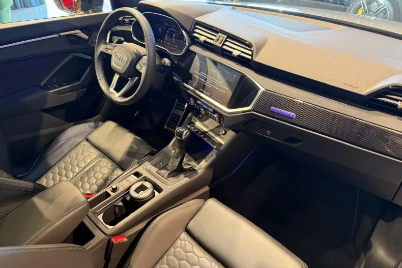 Audi RSQ3 din 2024 cu 18.000 km - oferta AUD197134 - foto 19