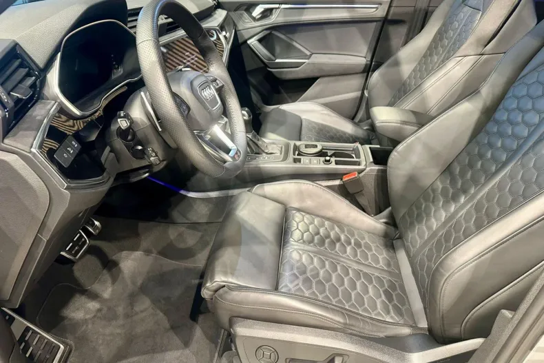 Audi RSQ3 din 2024 cu 18.000 km - oferta AUD197134 - foto 20