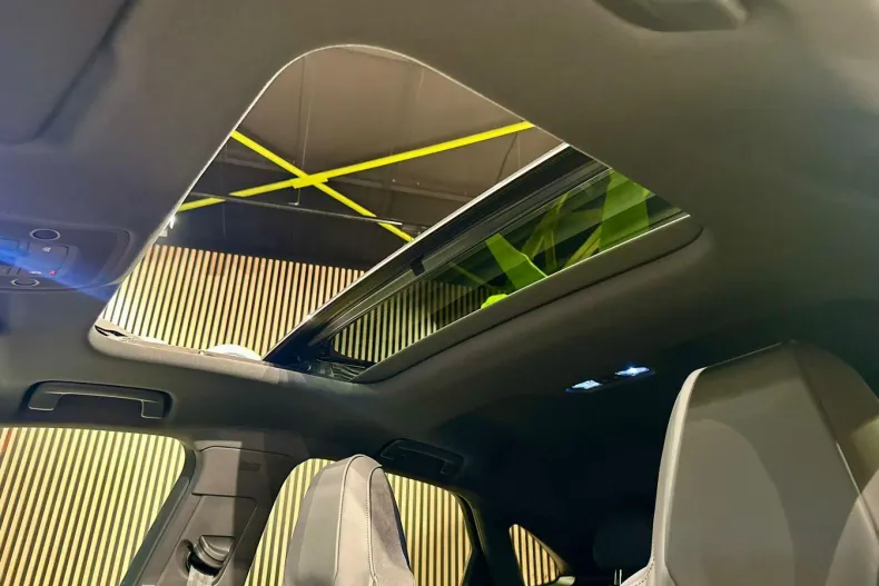 Audi RSQ3 din 2024 cu 18.000 km - oferta AUD197134 - foto 26