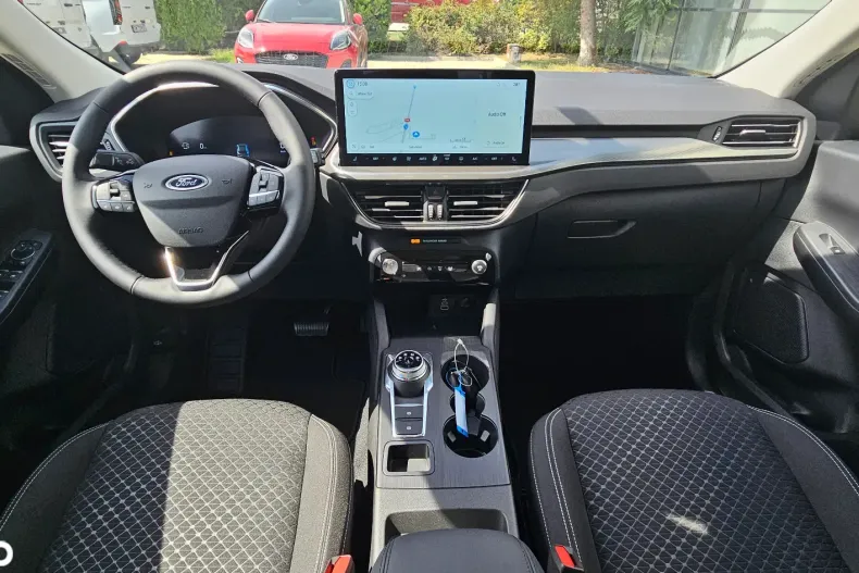 Ford Kuga din 2025 cu 1 km - oferta FOR197147 - foto 5