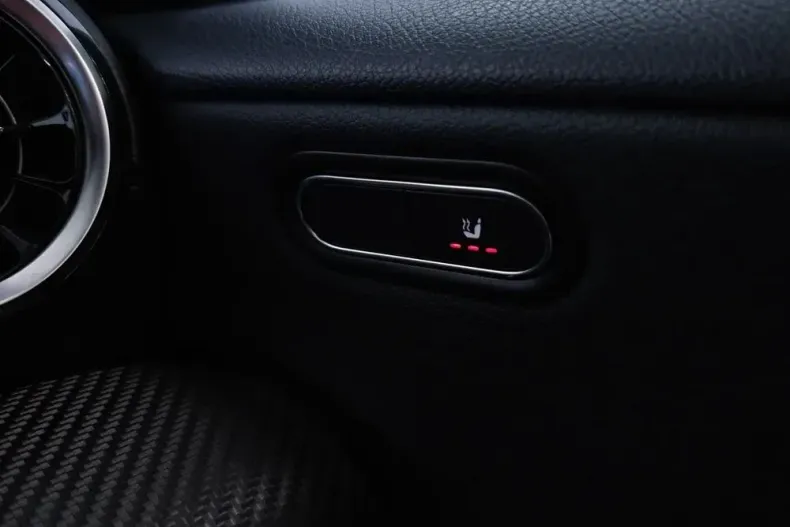 Mercedes-Benz A 180 (Clasa A) din 2020 cu 100.088 km - oferta MER197148 - foto 19