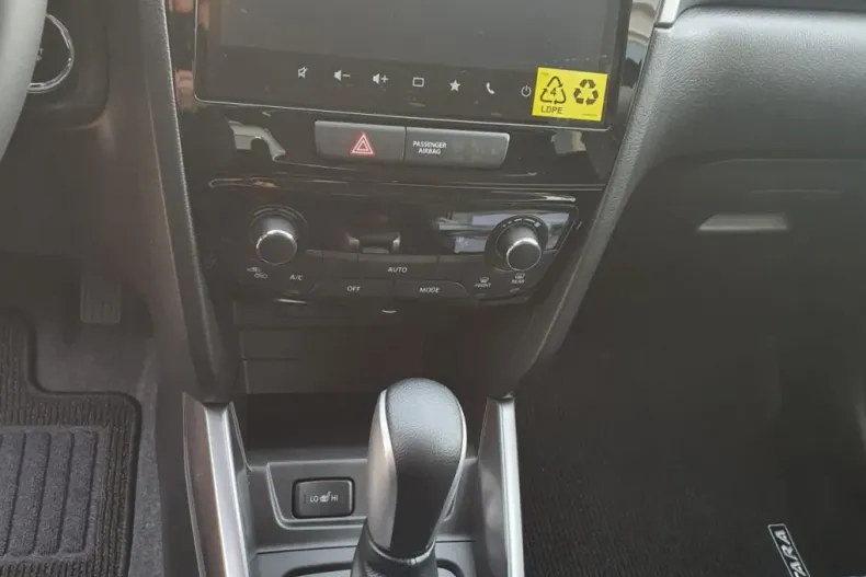 Suzuki Vitara din 2025 cu 5 km - oferta SUZ197156 - foto 8