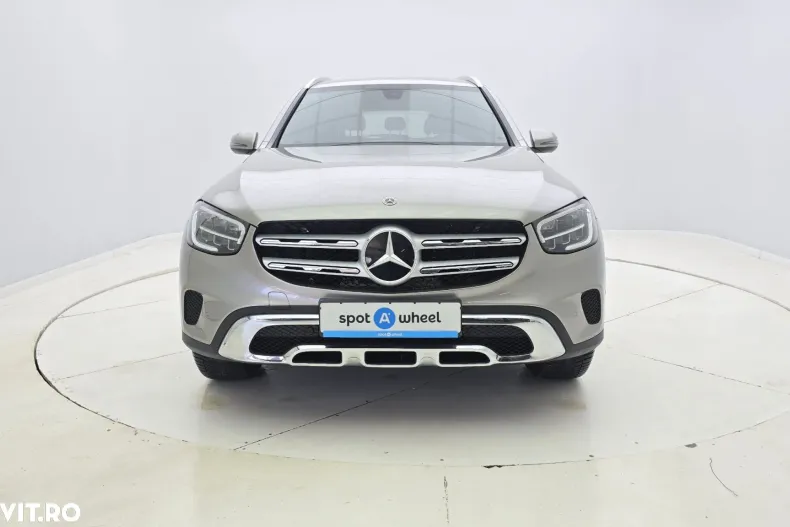 Mercedes-Benz GLC din 2020 cu 48.329 km - oferta MER197157 - foto 4