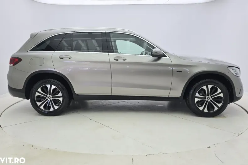 Mercedes-Benz GLC din 2020 cu 48.329 km - oferta MER197157 - foto 6