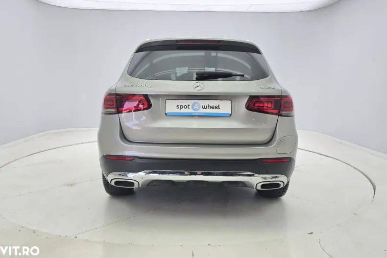 Mercedes-Benz GLC din 2020 cu 48.329 km - oferta MER197157 - foto 8