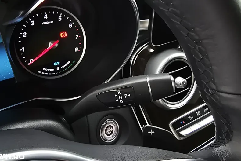 Mercedes-Benz GLC din 2020 cu 48.329 km - oferta MER197157 - foto 16