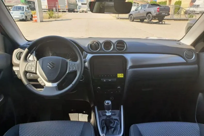 Suzuki Vitara din 2025 cu 5 km - oferta SUZ197158 - foto 4